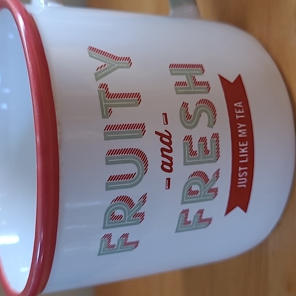 JAMIE OLIVER "Fruity and Fresh Just Like My Tea" Set Of 2 Ceramic Mugs - Picture 7 of 16